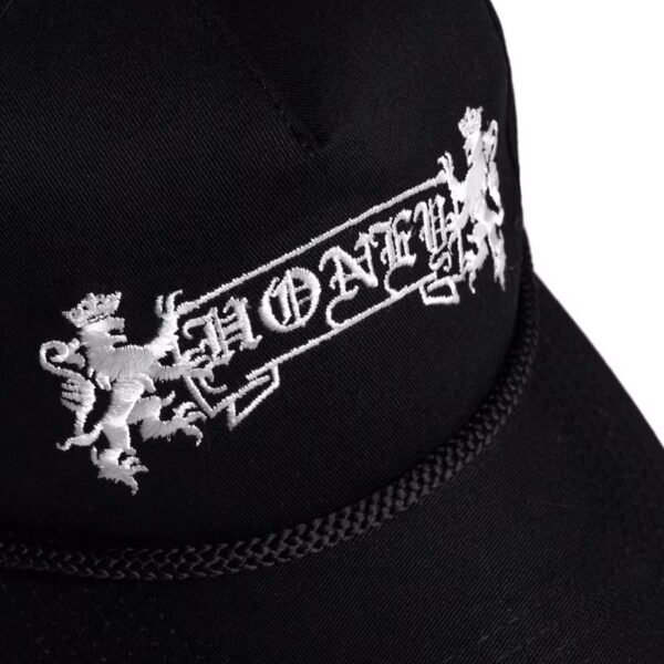 Caps Lion Crown